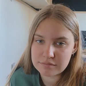 Meet your Posher, Alexandra kornak